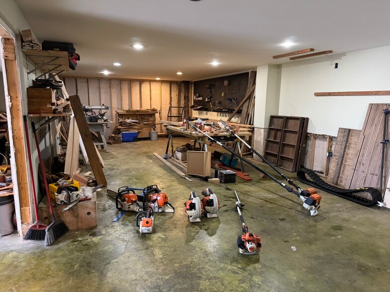 96 W 27th St, Kenner, LA for sale - Building Photo - Image 2 of 11