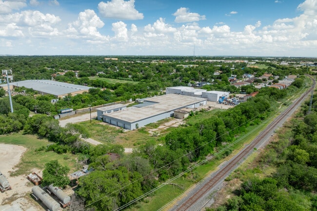 More details for 625 Humble Ave, San Antonio, TX - Industrial for Sale