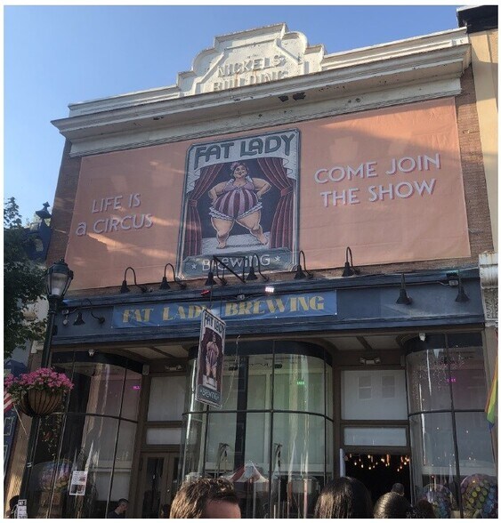 4323 Main St, Philadelphia, PA à louer - Photo du bâtiment - Image 2 de 12