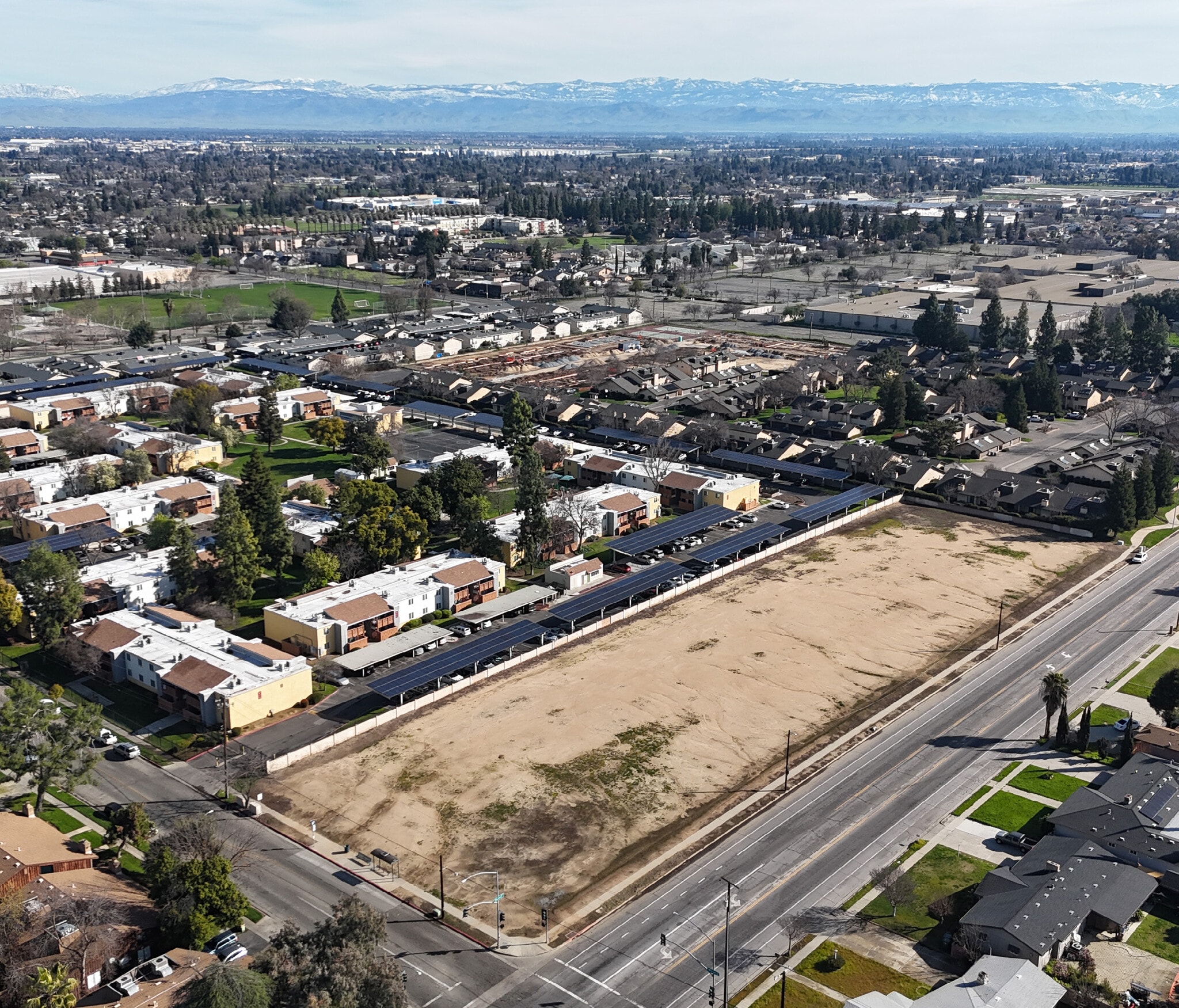 E Butler Ave, Fresno, CA à vendre Photo du bâtiment- Image 1 de 2
