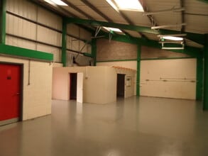 New St, Bridgend for lease Interior Photo- Image 1 of 2