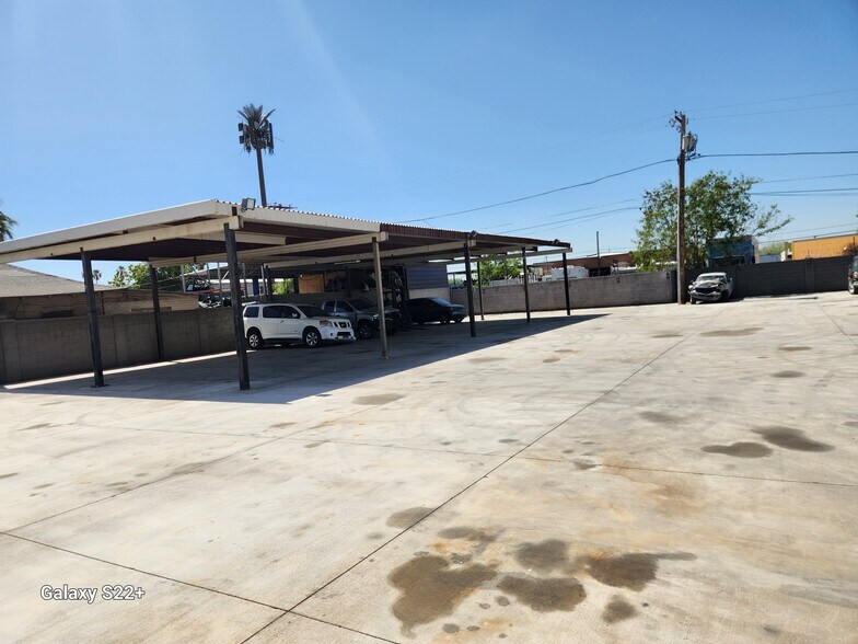 1617-1621 W Latham St, Phoenix, AZ for lease - Building Photo - Image 2 of 8