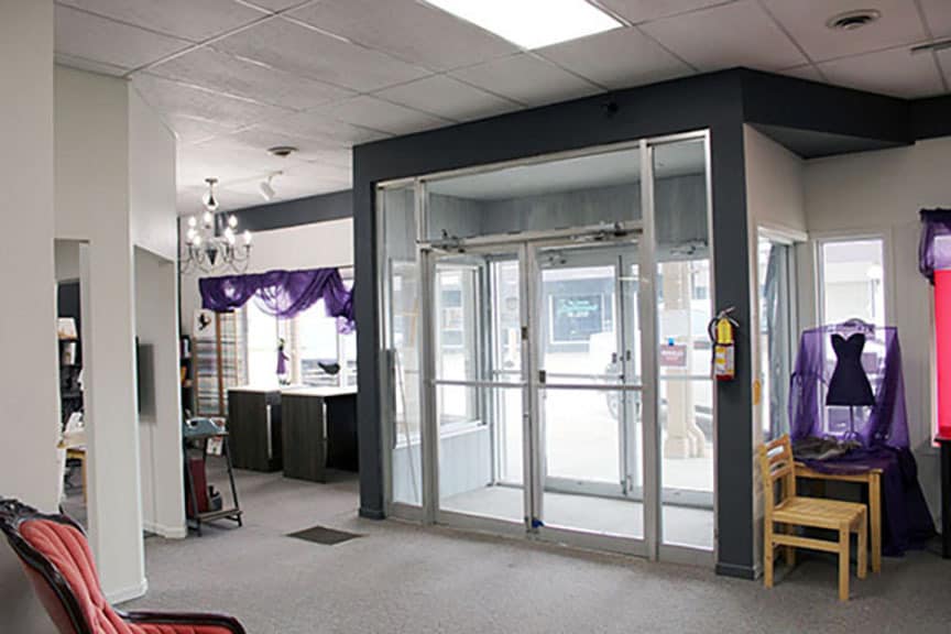 220 E Main St, Belmond, IA for sale - Building Photo - Image 2 of 9