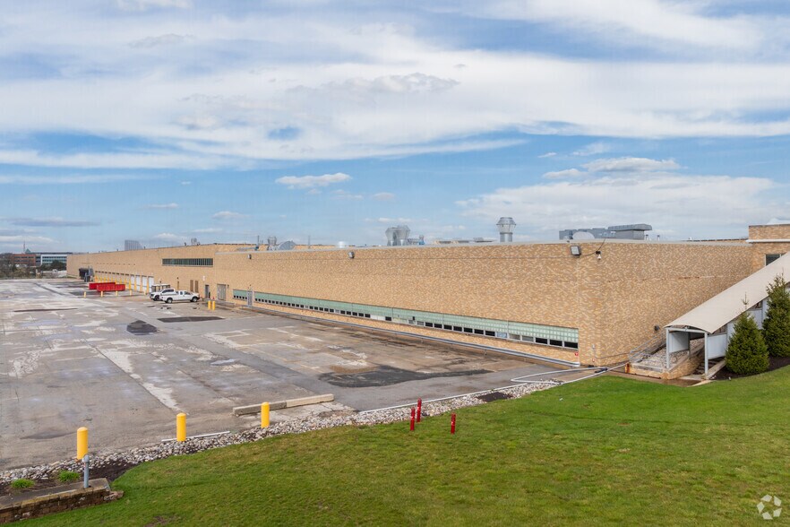 601 Allendale Rd, King Of Prussia, PA à vendre - Photo principale - Image 1 de 7