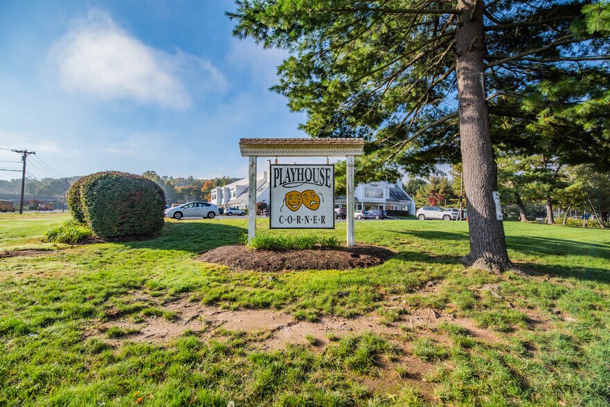 77 Main St N, Southbury, CT à vendre - Photo du bâtiment - Image 3 de 18