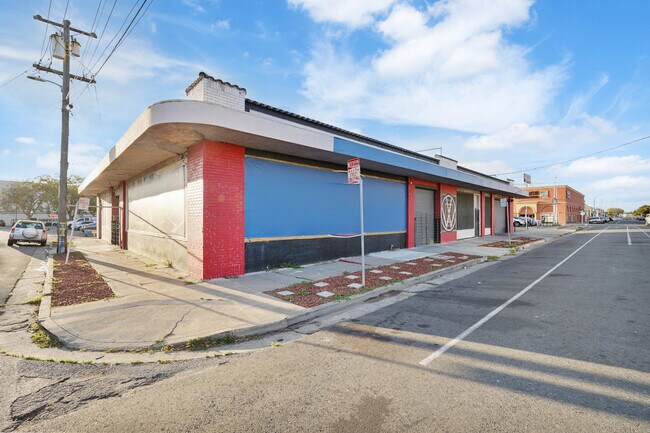 More details for 245 24th St, Richmond, CA - Retail for Sale