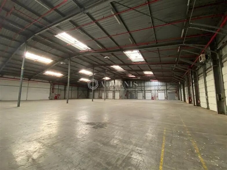 Flex in Bonneuil-sur-Marne for lease - Interior Photo - Image 2 of 8