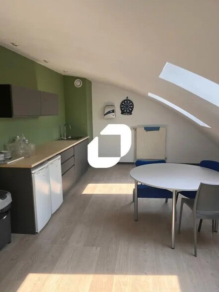 201 Rue Jean Perrin, LA CHAPELLE-D'ARMENTIERES à louer - Photo du bâtiment - Image 2 de 9