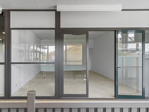 338 Waterworks Rd, Ashgrove for lease Building Photo- Image 2 of 4