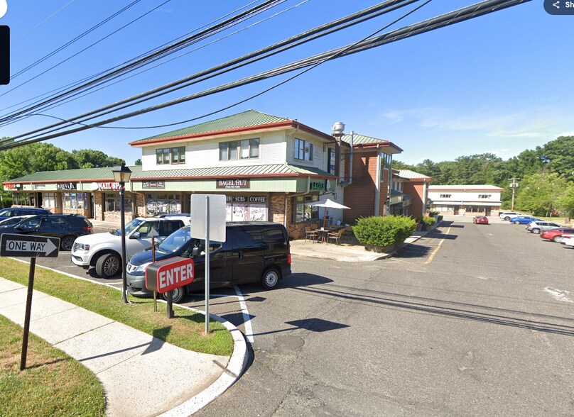 1208 Highway 34, Matawan, NJ à louer - Photo du bâtiment - Image 3 de 24