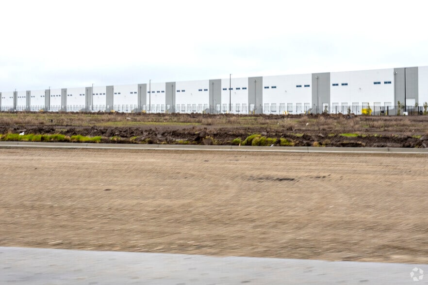 Arch Airport Rd, Stockton, CA for sale - Building Photo - Image 3 of 3