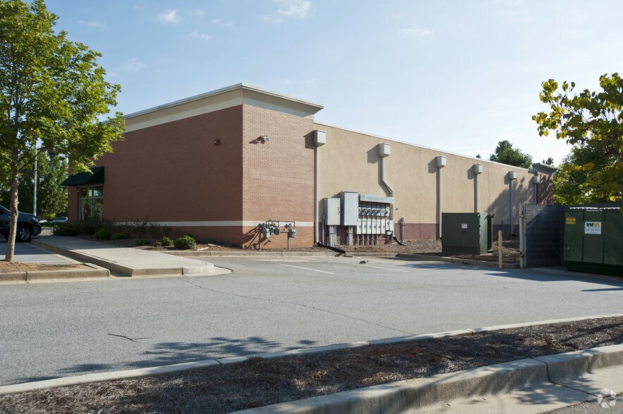 2101 Mall of Georgia Blvd, Buford, GA à louer - Photo du bâtiment - Image 2 de 7