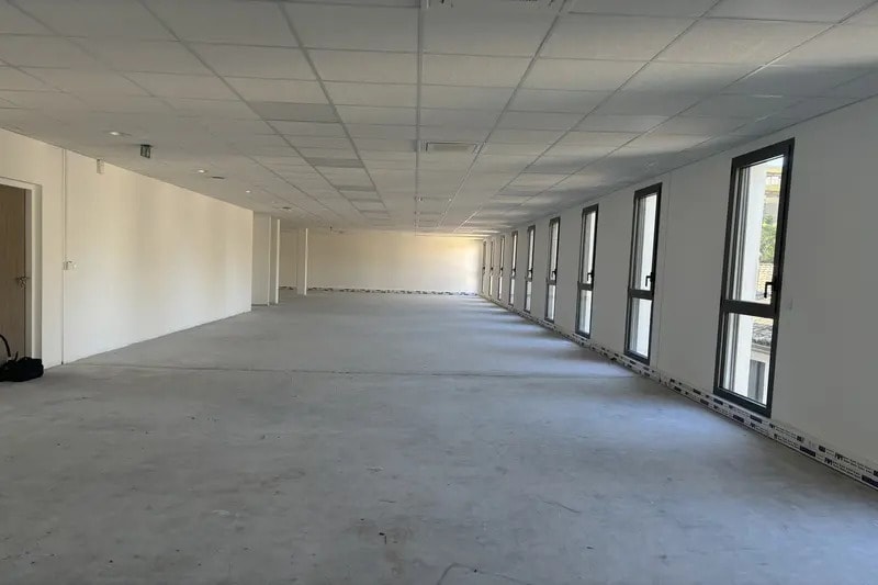 Office in Montpellier for lease - Interior Photo - Image 3 of 6