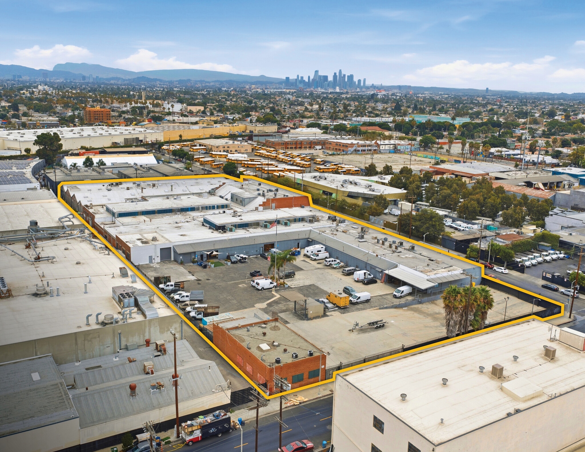 6007 S St Andrews Pl, Los Angeles, CA for sale Building Photo- Image 1 of 8
