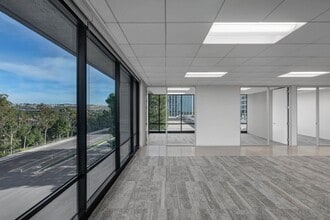 620 Newport Center Dr, Newport Beach, CA for lease Interior Photo- Image 1 of 11