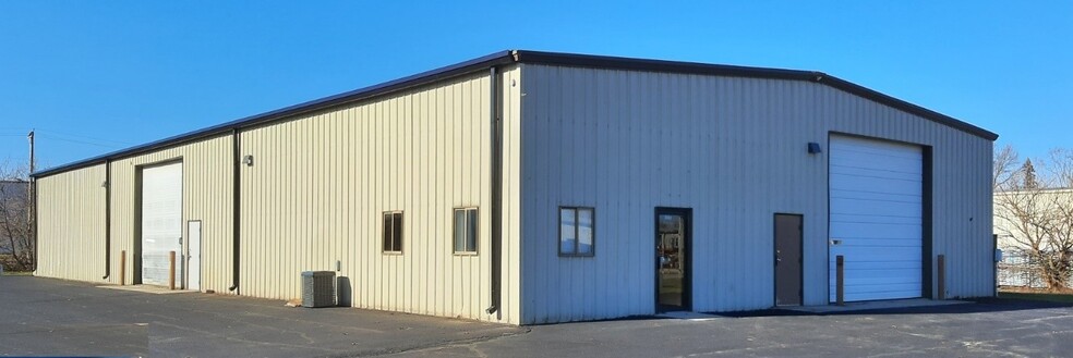 53049 Faith Dr, Elkhart, IN for lease - Building Photo - Image 3 of 5