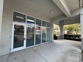19750 NW 27th Ave, Miami Gardens, FL for lease Building Photo- Image 1 of 4