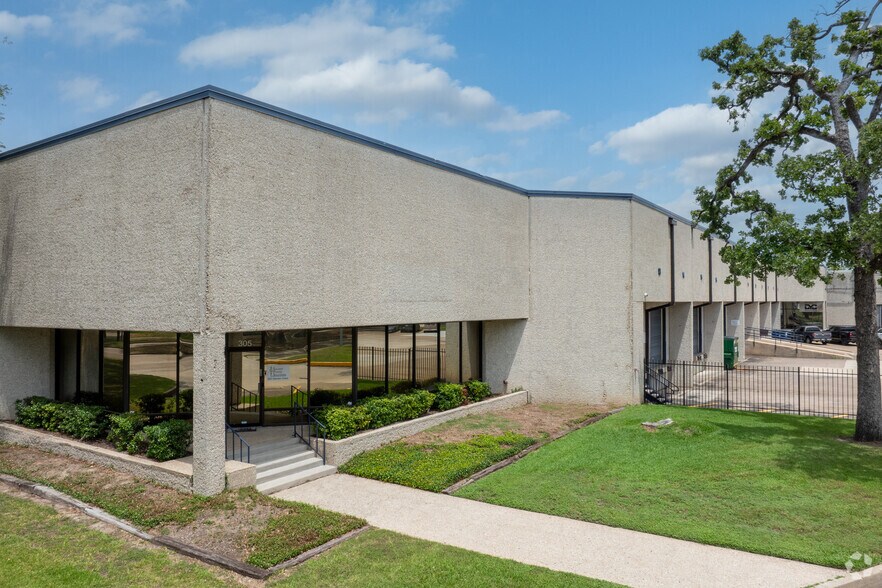 3701-3749 Yale St, Houston, TX à louer - Photo du bâtiment - Image 3 de 6