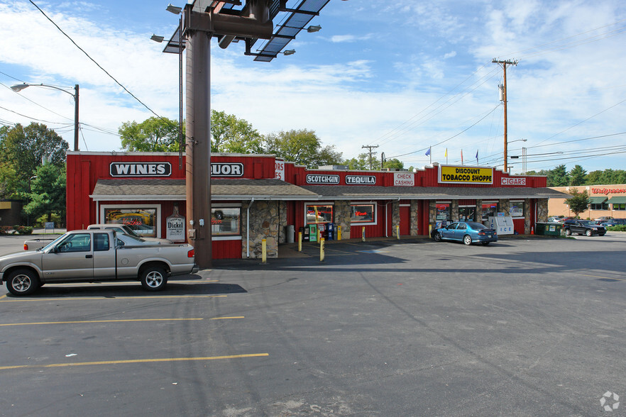 2501 Lebanon Pike, Nashville, TN à louer - Photo du bâtiment - Image 2 de 2