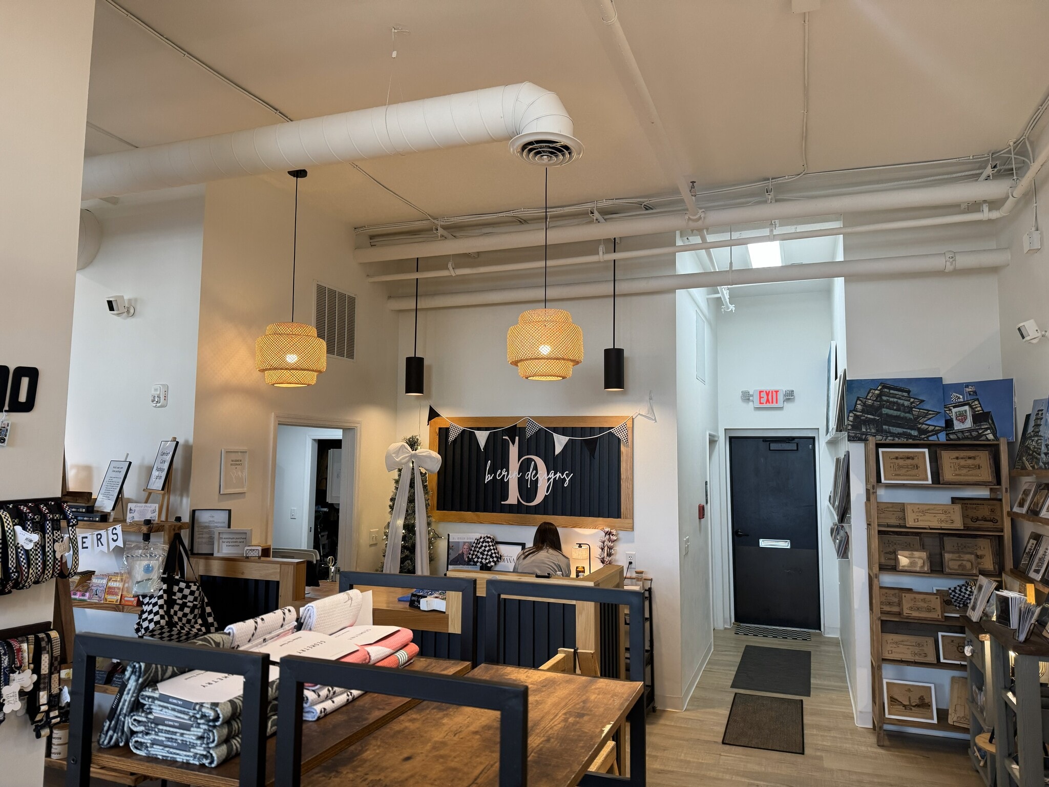 1302 Main St, Speedway, IN à louer Photo intérieure- Image 1 de 9