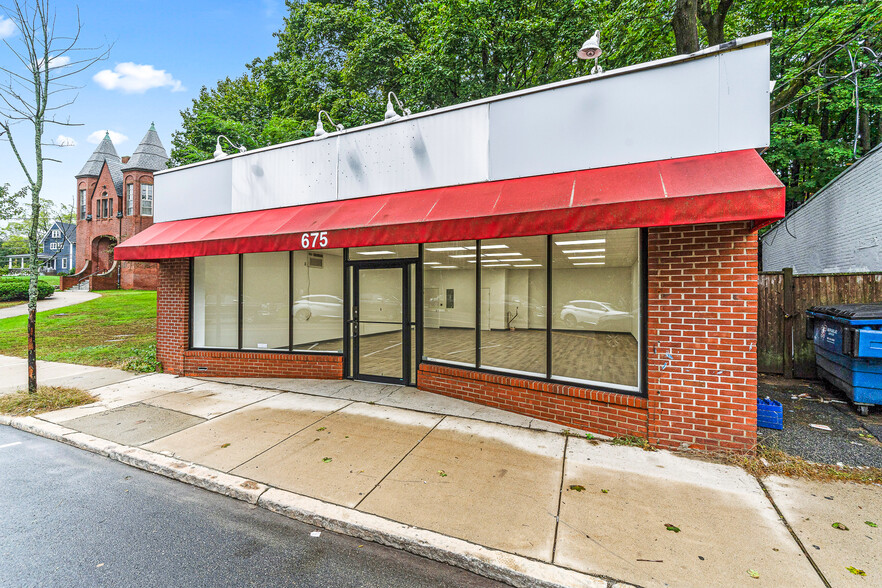 675 Main St, Woburn, MA for sale - Building Photo - Image 1 of 1