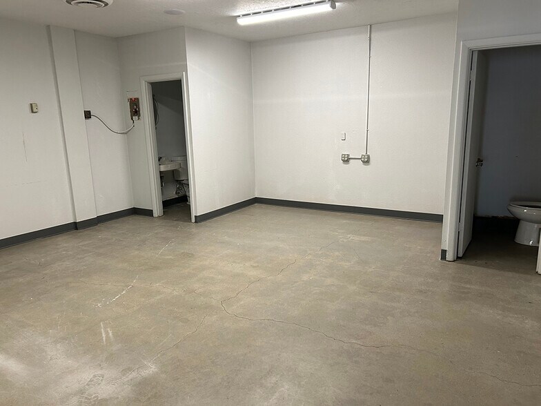 1210 SE 7th Ave, Portland, OR à louer - Photo intérieure - Image 3 de 14