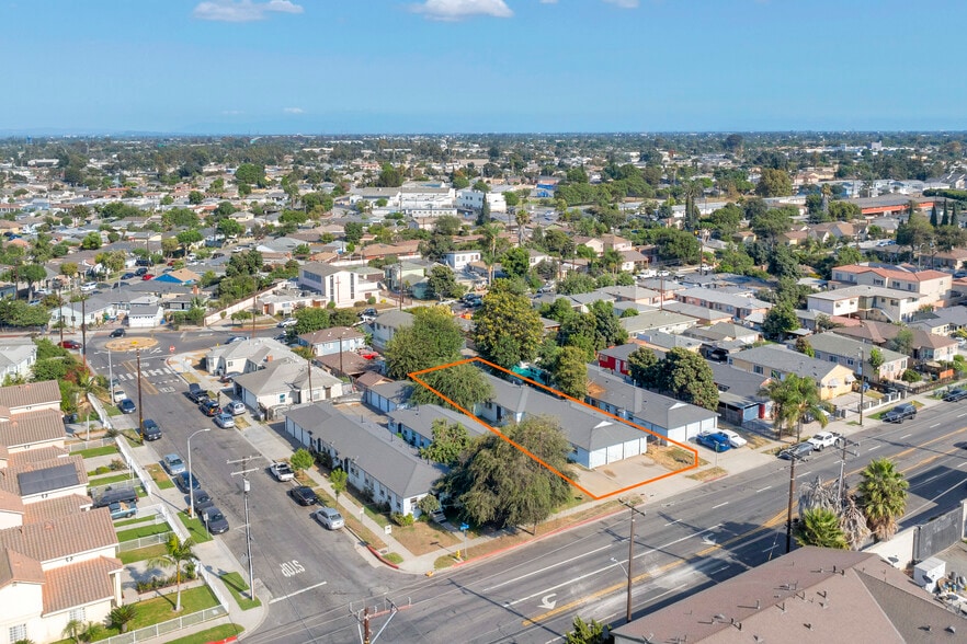 11952 Santa Fe Ave, Lynwood, CA for sale - Building Photo - Image 3 of 4