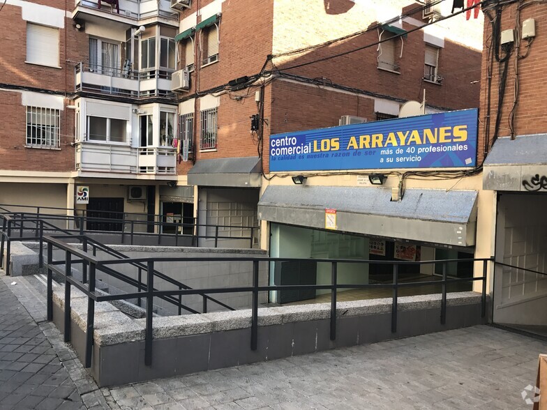 Retail in Madrid, Madrid for sale - Primary Photo - Image 1 of 3
