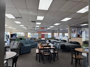 490 W Center St, Provo, UT for lease Interior Photo- Image 1 of 8