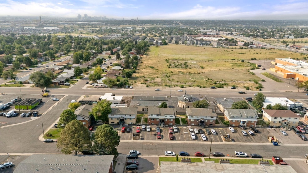 2781-2831 Eliot Cir, Westminster, CO à vendre - Photo du bâtiment - Image 2 de 31