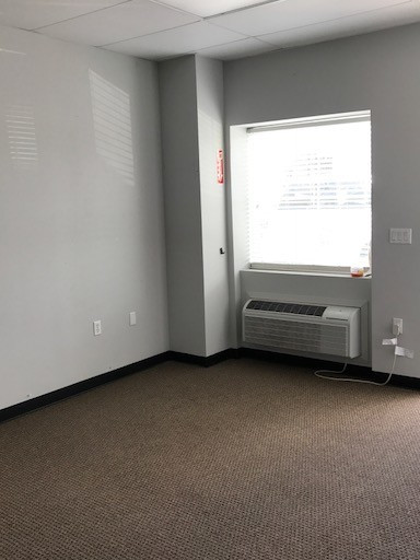 1251 Butler Rd, League City, TX à louer - Photo intérieure - Image 2 de 7