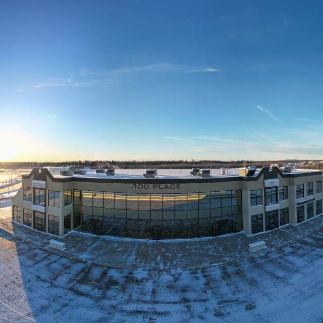 Plus de détails pour 3991 50th Av, Fort Nelson, BC - Local d'activités à louer