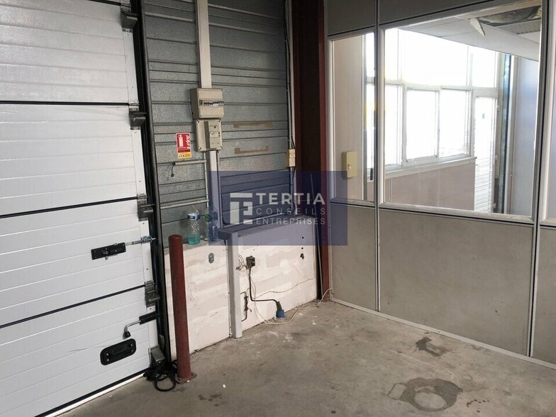 Flex in Montpellier for lease - Building Photo - Image 3 of 4