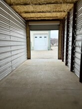 8706 S 9th St, Bellevue, NE for lease Interior Photo- Image 2 of 2