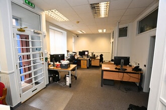 17-19 Leslie St, Blairgowrie à louer Photo intérieure- Image 1 de 3