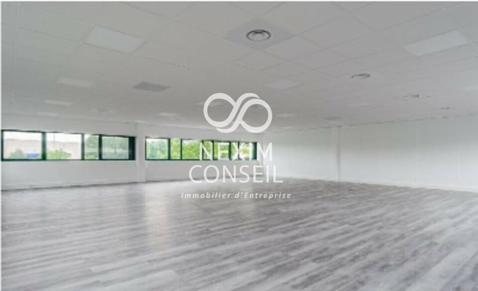 Flex in Gennevilliers for lease - Building Photo - Image 2 of 2