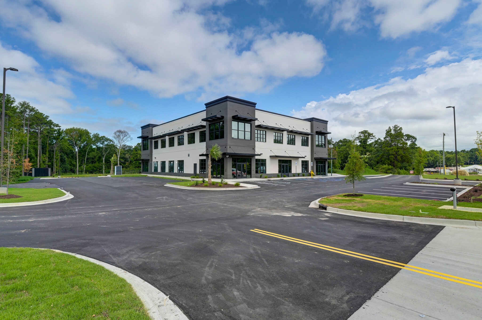 1623 N Lake Dr, Lexington, SC for lease Interior Photo- Image 1 of 87