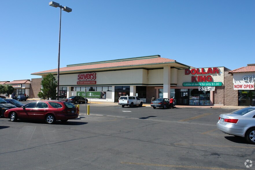 3103-3149 N Rancho Dr, Las Vegas, NV à louer - Photo du bâtiment - Image 2 de 11