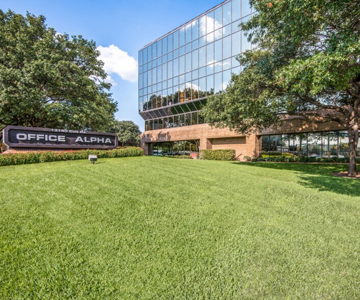 13140 Coit Rd, Dallas, TX à louer - Photo du bâtiment - Image 2 de 5