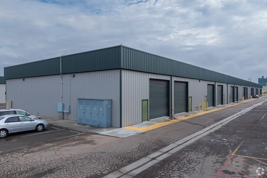 1500 Enterprise Dr, Lemoore, CA à vendre - Photo du bâtiment - Image 2 de 7