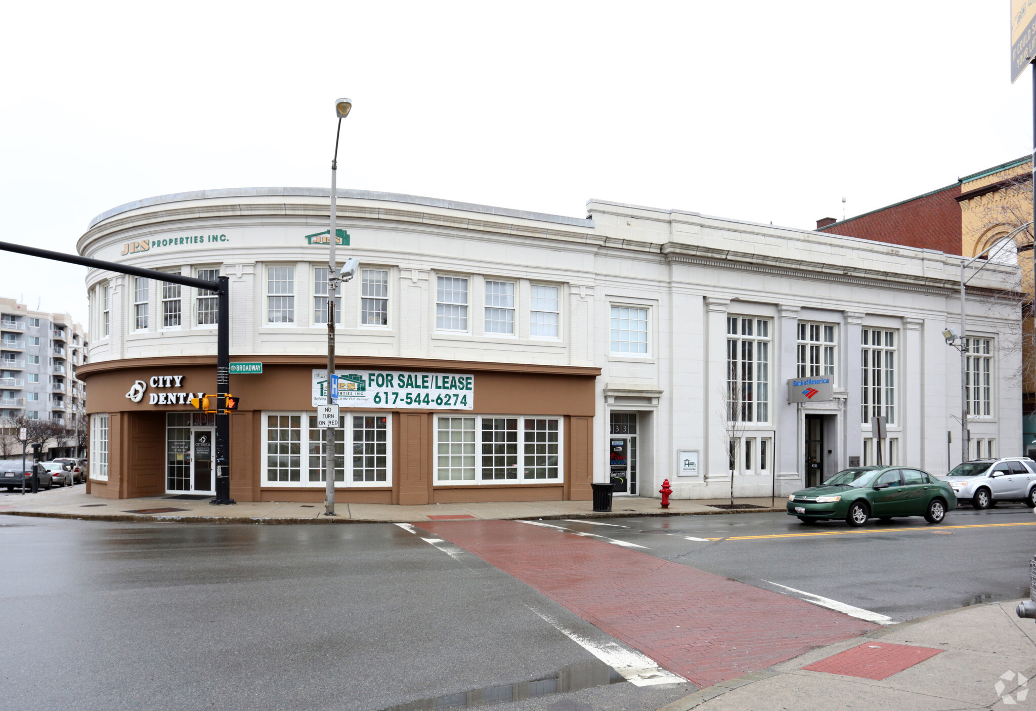 431-439 Broadway, Everett, MA à vendre Photo principale- Image 1 de 1