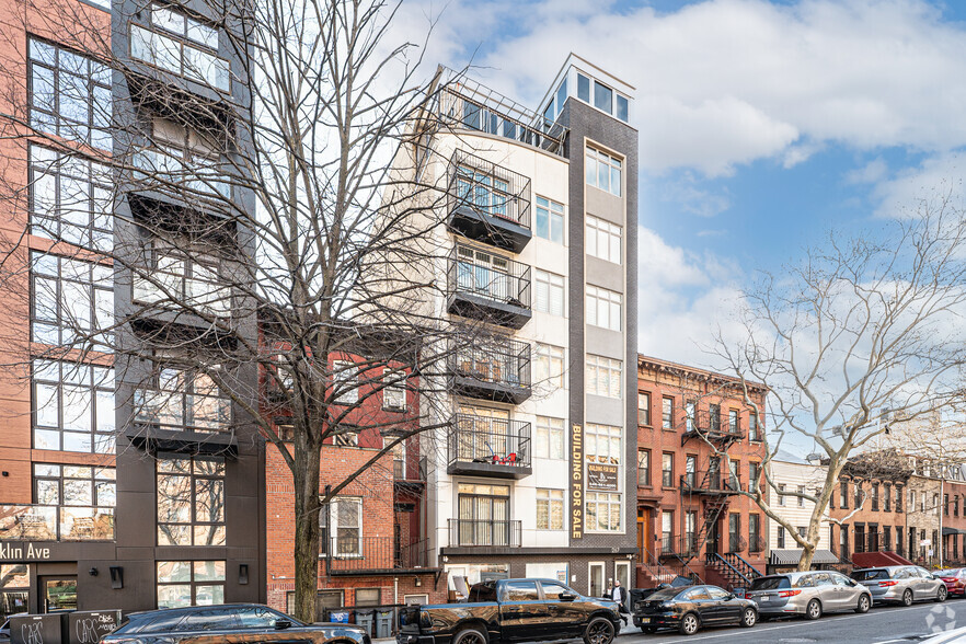 267 Franklin Ave, Brooklyn, NY for sale - Building Photo - Image 2 of 5