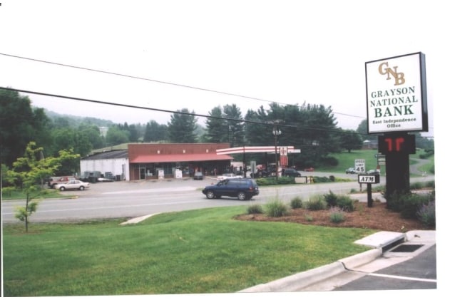 809 E Main St, Independence, VA for sale - Primary Photo - Image 1 of 2