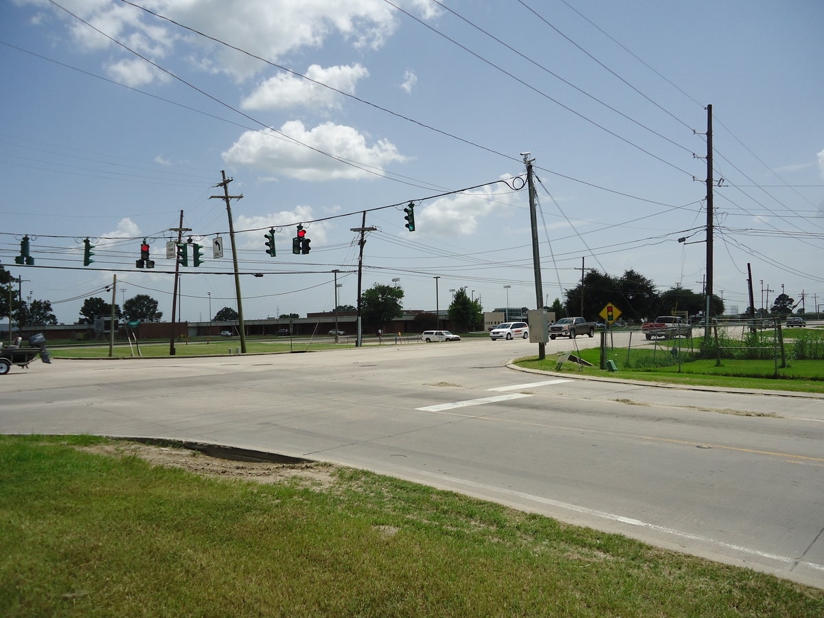 59550 Belleview Dr, Plaquemine, LA for sale Primary Photo- Image 1 of 1