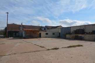 Plus de détails pour 512 Jones St, Gonzales, TX - Industriel à vendre