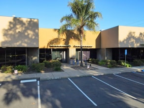 2121 2nd St, Davis, CA for lease Interior Photo- Image 2 of 12