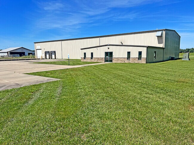 More details for 11601 Frank Bonan Industrial Park Dr, Benton, IL - Industrial for Lease