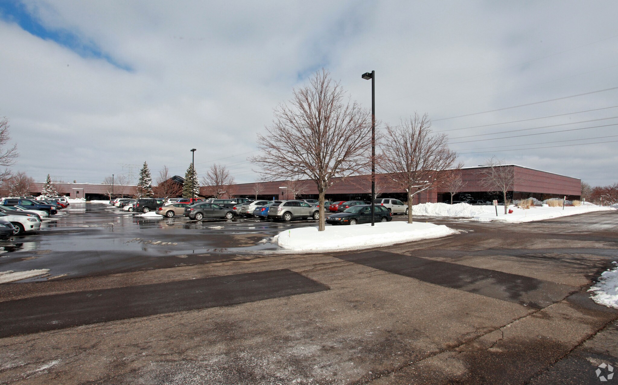 6500 Wedgewood Rd N, Maple Grove, MN à louer Photo du bâtiment- Image 1 de 4