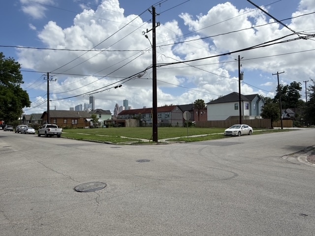 2323 Everett st, Houston, TX for sale - Building Photo - Image 3 of 9
