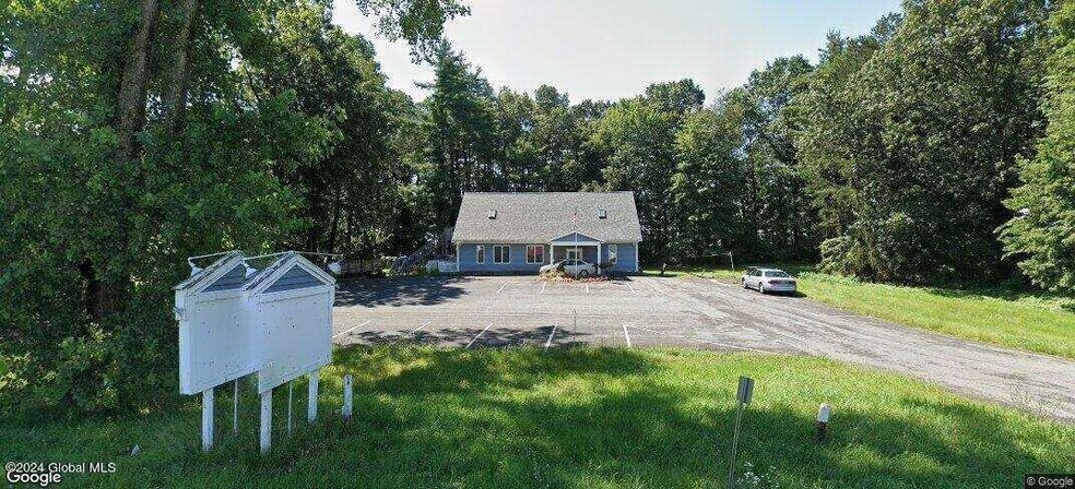 336 Route 29, Greenwich, NY à vendre - Photo du bâtiment - Image 2 de 24